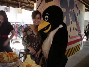 Miura-sanandthepenguin.jpg