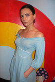 sybille-trying-2.jpg