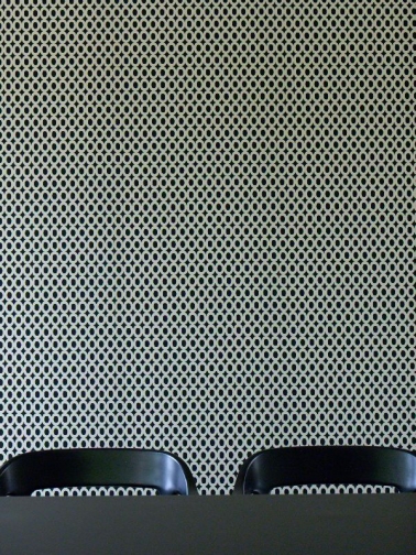 thehouseat_cannes_chains_wall.jpg
