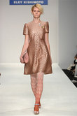 Spring Summer 09 - Catwalk 4