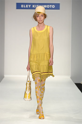 Spring Summer 09 - Catwalk 7