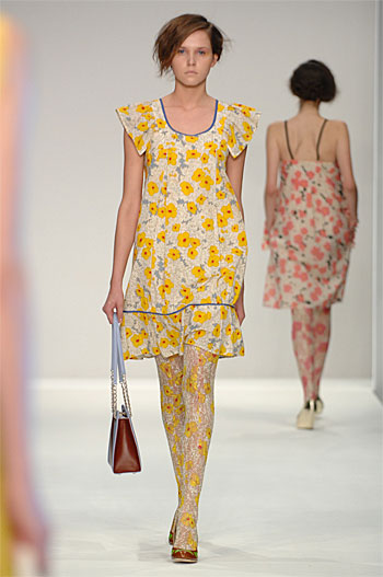Spring Summer 09 - Catwalk 8