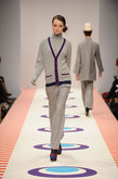 ek_aw09_09.jpg Thumbnail