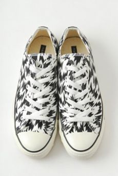 SS12 LOW CUT FLASH TRAINERS - BLACK