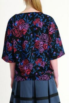 AW1314 FELT TIP ROSES OVERSIZE JERSEY TOP - Other Image